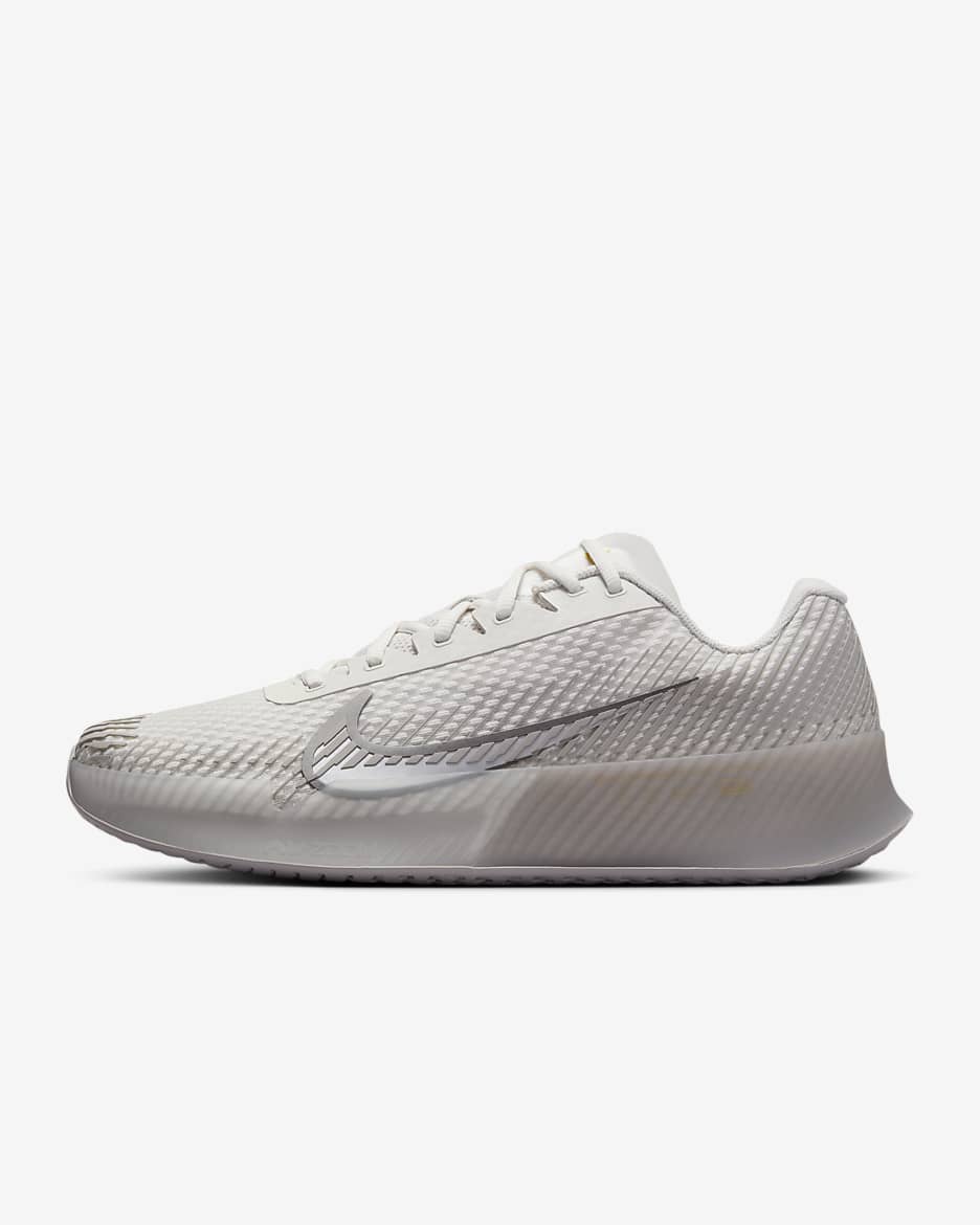 Silver nike tennis shoes on sale